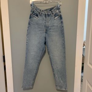 Women’s Old Navy Light Wash High Rise Straight Jeans